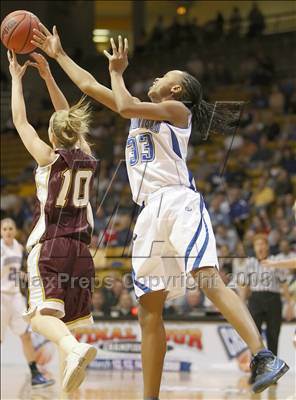 Thumbnail 3 in Broomfield vs.Golden (4A Final Four) photogallery.