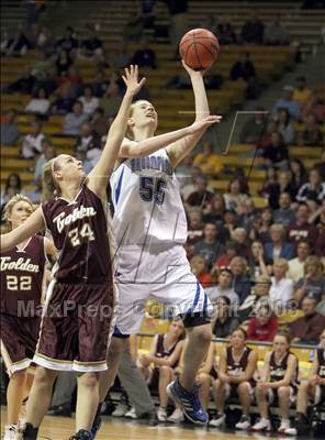 Thumbnail 1 in Broomfield vs.Golden (4A Final Four) photogallery.