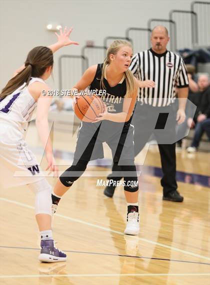 Thumbnail 1 in Central @ Watertown (Watertown Christmas Tournament) photogallery.