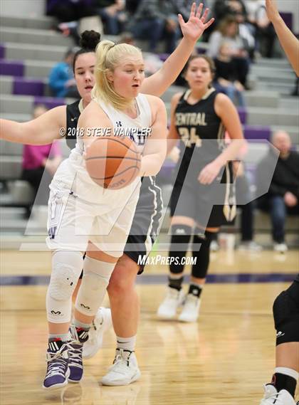 Thumbnail 3 in Central @ Watertown (Watertown Christmas Tournament) photogallery.