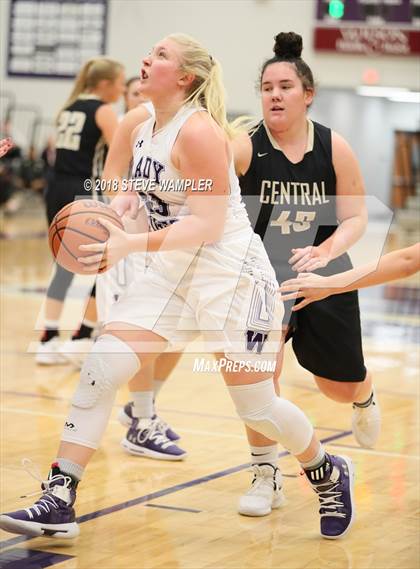 Thumbnail 1 in Central @ Watertown (Watertown Christmas Tournament) photogallery.