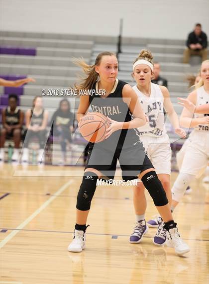 Thumbnail 1 in Central @ Watertown (Watertown Christmas Tournament) photogallery.