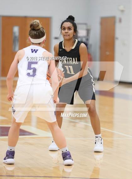 Thumbnail 2 in Central @ Watertown (Watertown Christmas Tournament) photogallery.