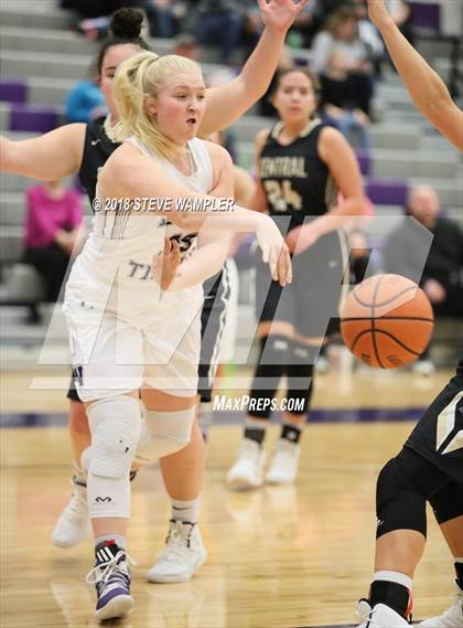 Thumbnail 1 in Central @ Watertown (Watertown Christmas Tournament) photogallery.