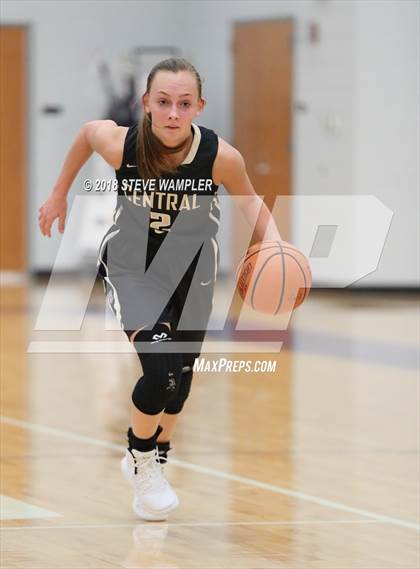 Thumbnail 1 in Central @ Watertown (Watertown Christmas Tournament) photogallery.