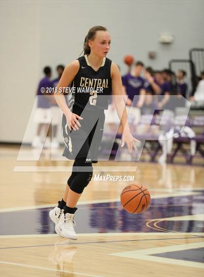 Thumbnail 3 in Central @ Watertown (Watertown Christmas Tournament) photogallery.
