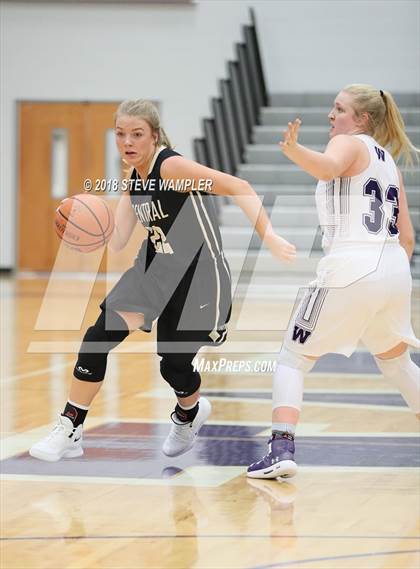 Thumbnail 3 in Central @ Watertown (Watertown Christmas Tournament) photogallery.