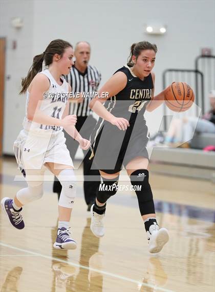 Thumbnail 2 in Central @ Watertown (Watertown Christmas Tournament) photogallery.