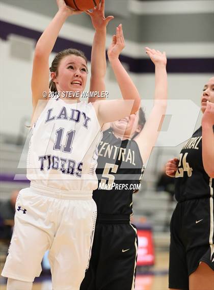 Thumbnail 1 in Central @ Watertown (Watertown Christmas Tournament) photogallery.