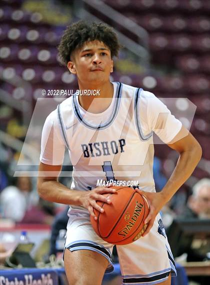 Thumbnail 2 in Neumann Regional Academy vs. Bishop Canevin (PIAA Championship) photogallery.