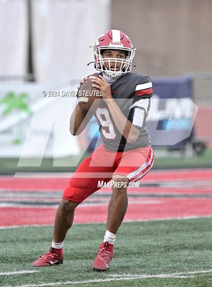 Thumbnail 2 in Sonora vs. St. Pius X-St. Matthias Academy (CIF State Div. 4-A Final) photogallery.