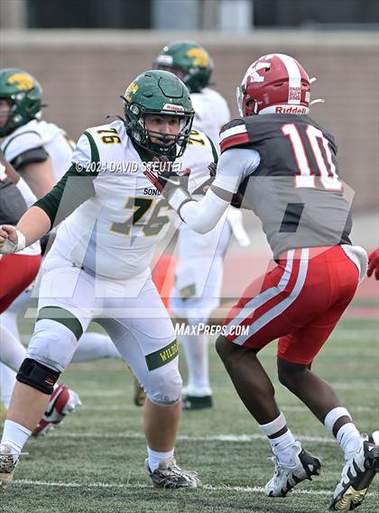 Thumbnail 2 in Sonora vs. St. Pius X-St. Matthias Academy (CIF State Div. 4-A Final) photogallery.