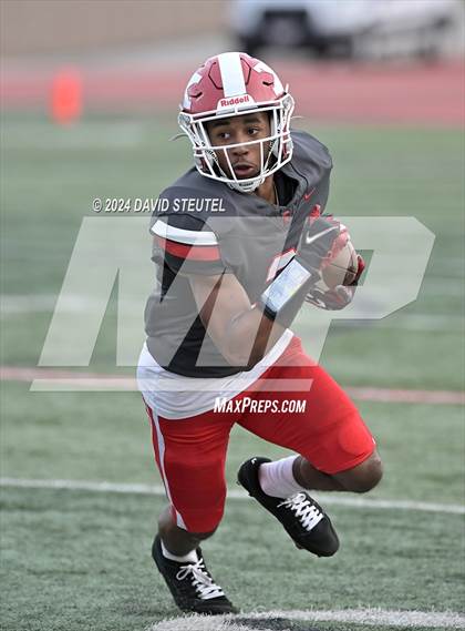 Thumbnail 1 in Sonora vs. St. Pius X-St. Matthias Academy (CIF State Div. 4-A Final) photogallery.