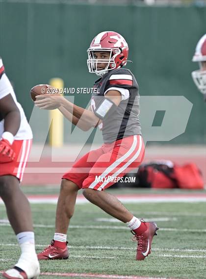 Thumbnail 3 in Sonora vs. St. Pius X-St. Matthias Academy (CIF State Div. 4-A Final) photogallery.