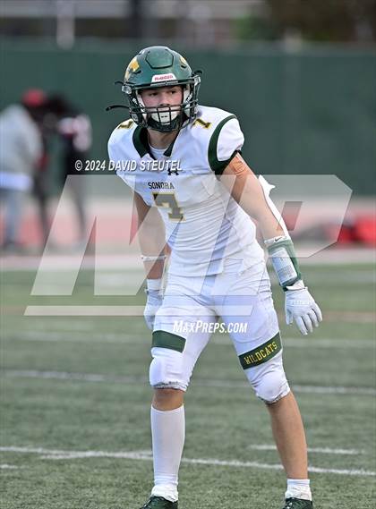 Thumbnail 2 in Sonora vs. St. Pius X-St. Matthias Academy (CIF State Div. 4-A Final) photogallery.