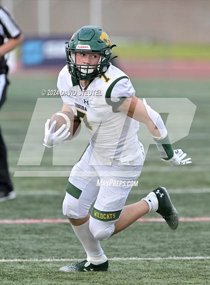 Thumbnail 3 in Sonora vs. St. Pius X-St. Matthias Academy (CIF State Div. 4-A Final) photogallery.