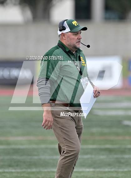Thumbnail 1 in Sonora vs. St. Pius X-St. Matthias Academy (CIF State Div. 4-A Final) photogallery.