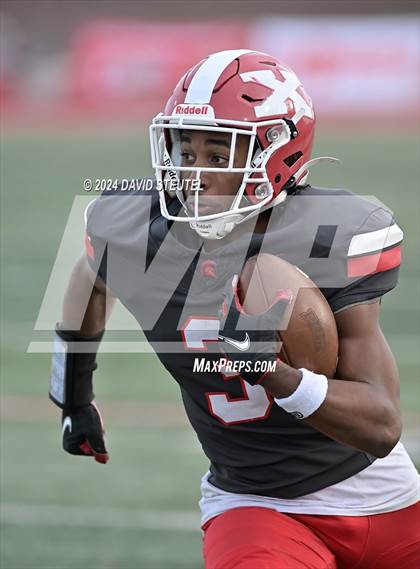 Thumbnail 3 in Sonora vs. St. Pius X-St. Matthias Academy (CIF State Div. 4-A Final) photogallery.