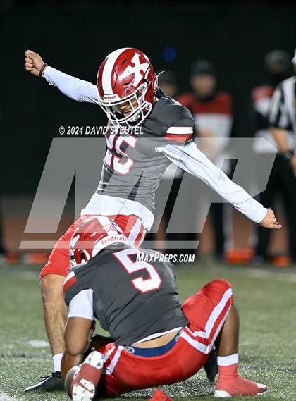 Thumbnail 3 in Sonora vs. St. Pius X-St. Matthias Academy (CIF State Div. 4-A Final) photogallery.
