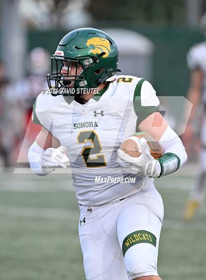 Thumbnail 3 in Sonora vs. St. Pius X-St. Matthias Academy (CIF State Div. 4-A Final) photogallery.