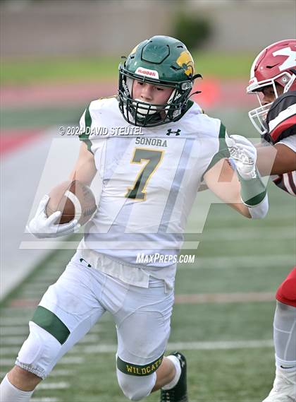 Thumbnail 1 in Sonora vs. St. Pius X-St. Matthias Academy (CIF State Div. 4-A Final) photogallery.