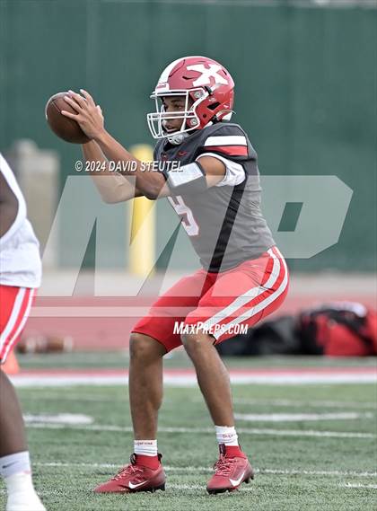 Thumbnail 2 in Sonora vs. St. Pius X-St. Matthias Academy (CIF State Div. 4-A Final) photogallery.