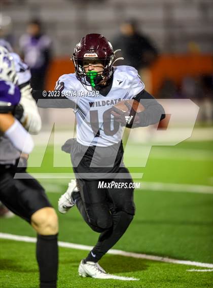Thumbnail 3 in Callisburg vs. Jacksboro (UIL 3A Bi-District Championship) photogallery.