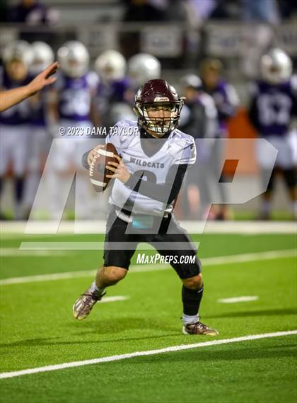 Thumbnail 1 in Callisburg vs. Jacksboro (UIL 3A Bi-District Championship) photogallery.