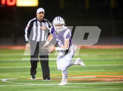 Thumbnail 1 in Callisburg vs. Jacksboro (UIL 3A Bi-District Championship) photogallery.