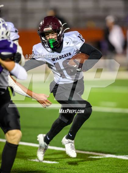 Thumbnail 2 in Callisburg vs. Jacksboro (UIL 3A Bi-District Championship) photogallery.