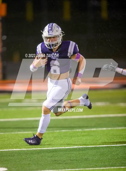 Thumbnail 1 in Callisburg vs. Jacksboro (UIL 3A Bi-District Championship) photogallery.