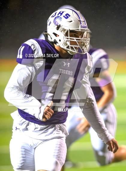Thumbnail 2 in Callisburg vs. Jacksboro (UIL 3A Bi-District Championship) photogallery.