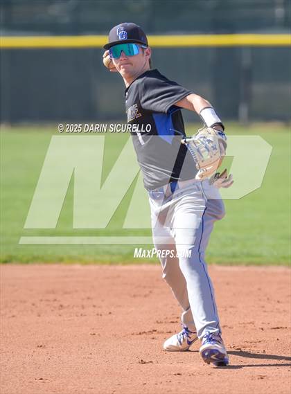 Thumbnail 3 in Casa Grande vs McClintock (McClintock Invitational) photogallery.