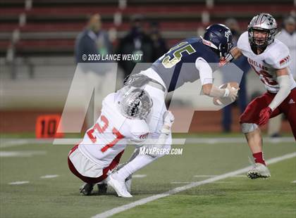 Thumbnail 2 in Loveland vs. Palmer Ridge (CHSAA 4A State Championship) photogallery.