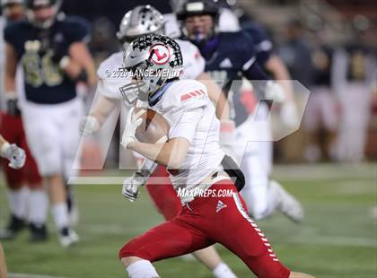 Thumbnail 3 in Loveland vs. Palmer Ridge (CHSAA 4A State Championship) photogallery.