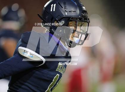 Thumbnail 3 in Loveland vs. Palmer Ridge (CHSAA 4A State Championship) photogallery.