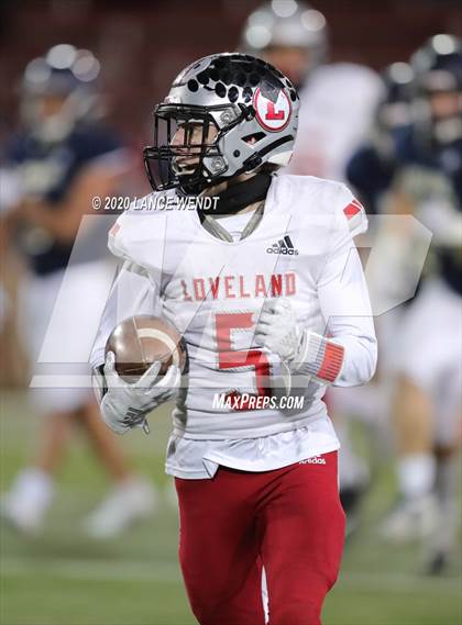 Thumbnail 3 in Loveland vs. Palmer Ridge (CHSAA 4A State Championship) photogallery.