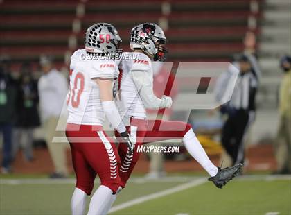 Thumbnail 2 in Loveland vs. Palmer Ridge (CHSAA 4A State Championship) photogallery.