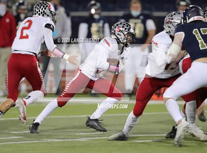Thumbnail 2 in Loveland vs. Palmer Ridge (CHSAA 4A State Championship) photogallery.