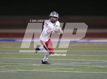 Thumbnail 3 in Loveland vs. Palmer Ridge (CHSAA 4A State Championship) photogallery.