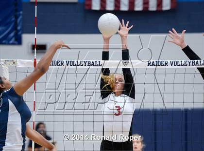 Thumbnail 3 in Lovejoy @ Wylie East photogallery.