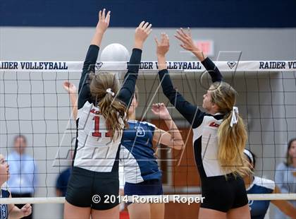Thumbnail 3 in Lovejoy @ Wylie East photogallery.