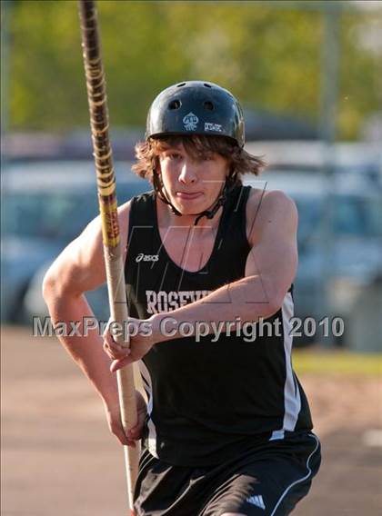 Thumbnail 2 in True Team Section 6AAA (Boys Pole Vault) photogallery.