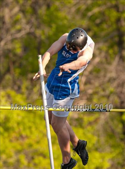 Thumbnail 1 in True Team Section 6AAA (Boys Pole Vault) photogallery.