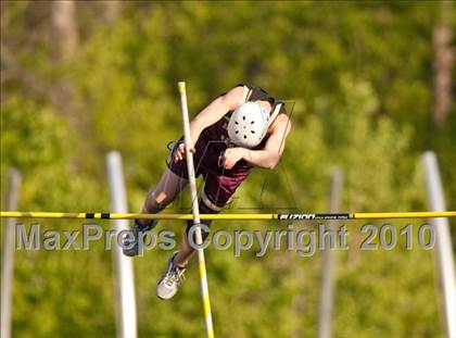 Thumbnail 2 in True Team Section 6AAA (Boys Pole Vault) photogallery.