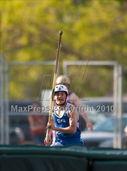 Thumbnail 2 in True Team Section 6AAA (Boys Pole Vault) photogallery.