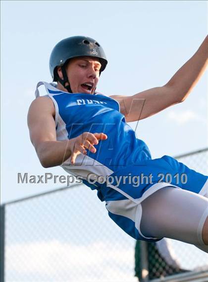 Thumbnail 3 in True Team Section 6AAA (Boys Pole Vault) photogallery.