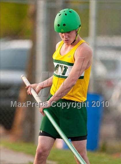 Thumbnail 2 in True Team Section 6AAA (Boys Pole Vault) photogallery.