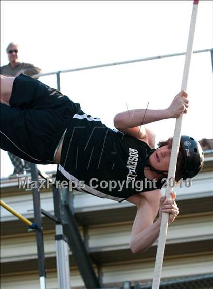 Thumbnail 3 in True Team Section 6AAA (Boys Pole Vault) photogallery.