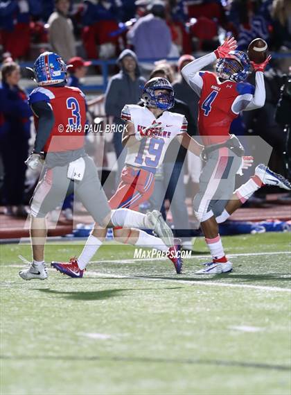 Thumbnail 1 in Westlake vs Hays photogallery.